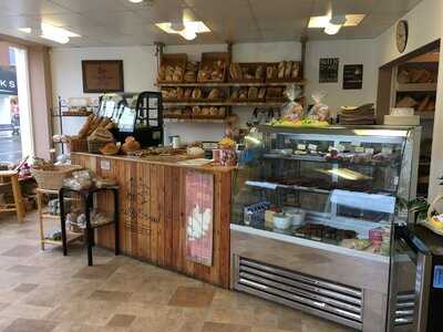 Crusty Bread Artisan Bakery - Photo 7