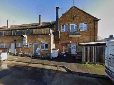 Ali's Bbq House - The Parade Queen Elizabeth Way