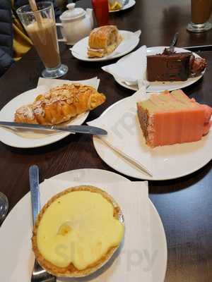 Crown Cafe, The British Flavour