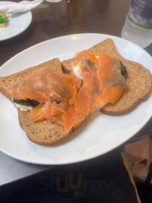 Crown Cafe, The British Flavour