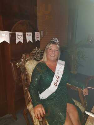 Hamptons Lounge Bar & Restaurant