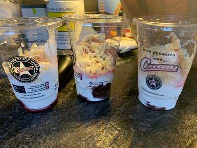 Creams Cafe