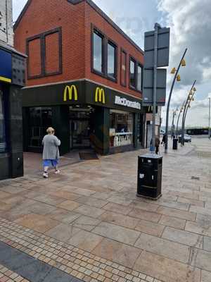 Mcdonald's - Photo 8