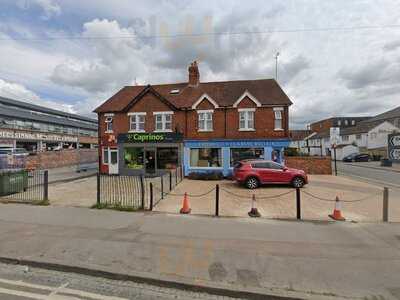 Caprinos Pizza - Photo 7