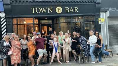 Town Bar
