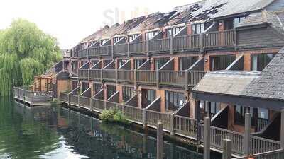 Lakeside Restauarant