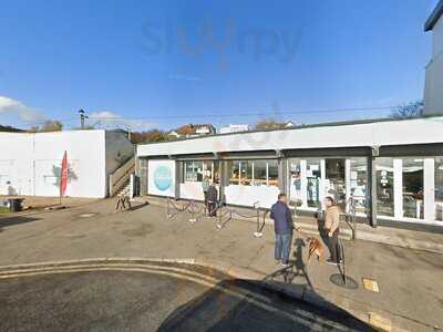 The Yacht Club Tearoom Bar