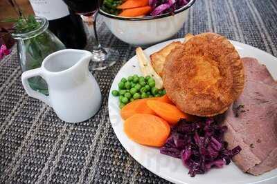 Hillier Garden Centre