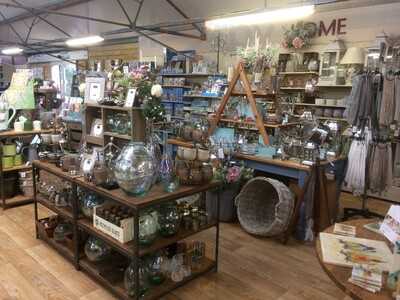Hillier Garden Centre