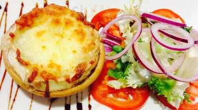 Island Bar And Restaurant