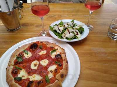 The Hub Bar And Restaurant