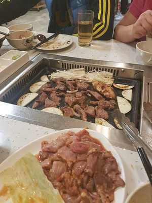 Star Bbq Restaurant