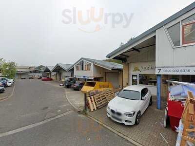 Flying Pizza And Kebab House