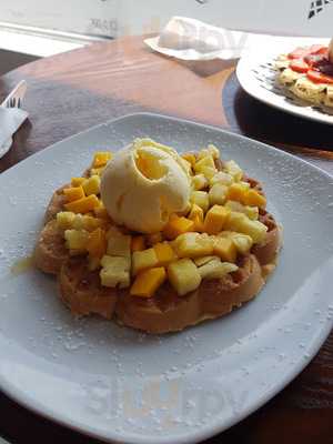The Waffle Inn