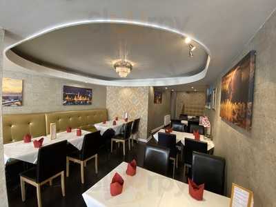 Mi Chinese Restaurant & Cafe