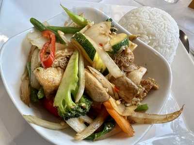 Mi Chinese Restaurant & Cafe