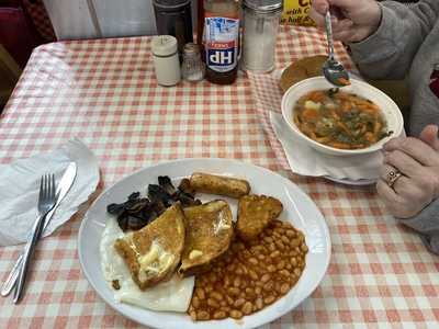 The Lunch Box Castle Streets Ltd