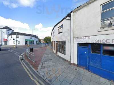 8 Ball Cafe & Amusements