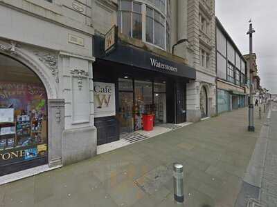 Cafe W In Waterstones Bookshop