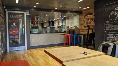 Domino's Pizza - Reading - Christchurch Road