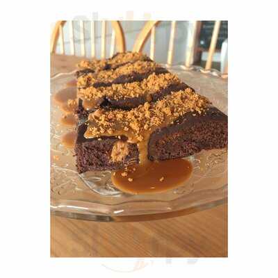 Margo's Cafe & Lounge