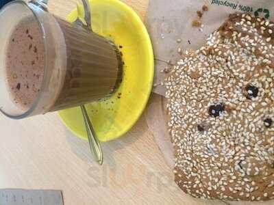 Margo's Cafe & Lounge