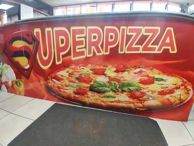 Super Pizza