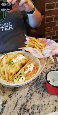 Harvey's New York Bar & Grill