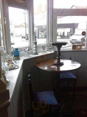 The Plough At Westcliff