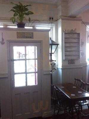 The Plough At Westcliff