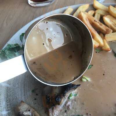 Rbg Restaurant At Park Inn Palace