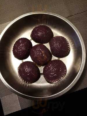 Golden Dim Sum Restaurant