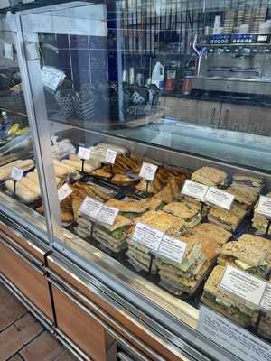 Taylors 19 High Street