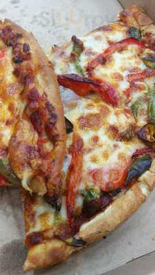 Ken's Gourmet Burgers And Shakes