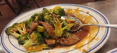 Lee's Hunan Chinese Restaurant