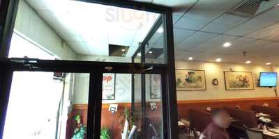 Lee's Hunan Chinese Restaurant
