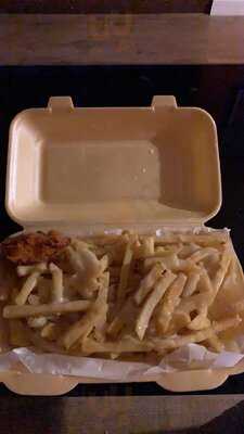 Dixyland Chicken & Ribs