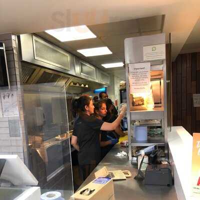 Roosters Piri Piri Winton