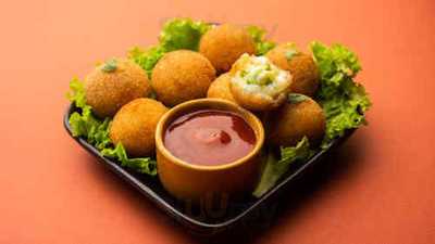 Kinson Kebabs & Pizza House