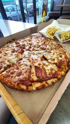 Chicken & Pizza 2 Go