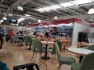 Dee Dee's Family Cafe