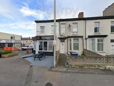 Forwards Nutty Buttys