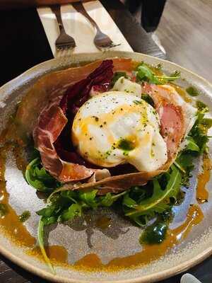 Tomo Italian Kitchen