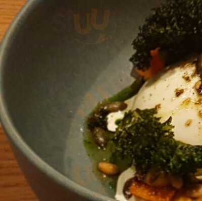 Tom Simmons - Tower Bridge