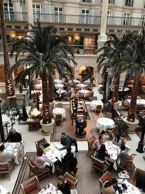 Sunday Champagne Brunch At The Landmark London