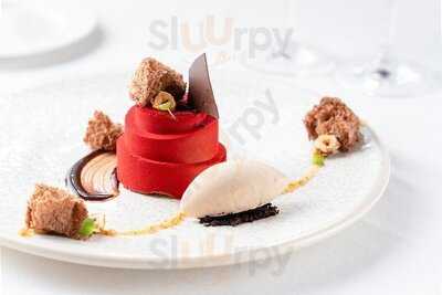 The Rib Room Bar & Restaurant