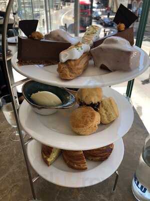 Plate Restaurant, Bar And Bake