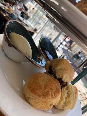 Plate Restaurant, Bar And Bake