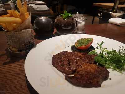 Hunter 486 At The Arch London