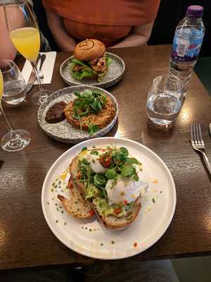 Galley Restaurant & Bar